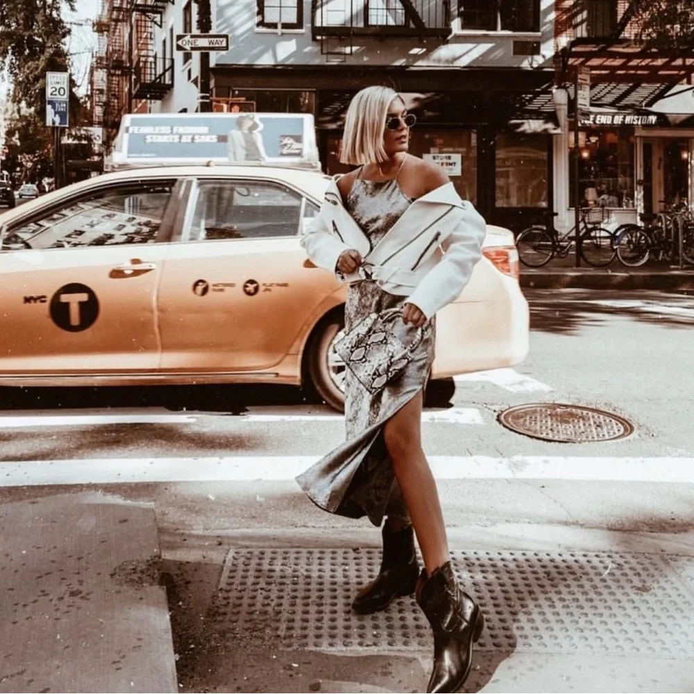 Frye Leather Ankle Short Western Boots - Picture 4 of 8